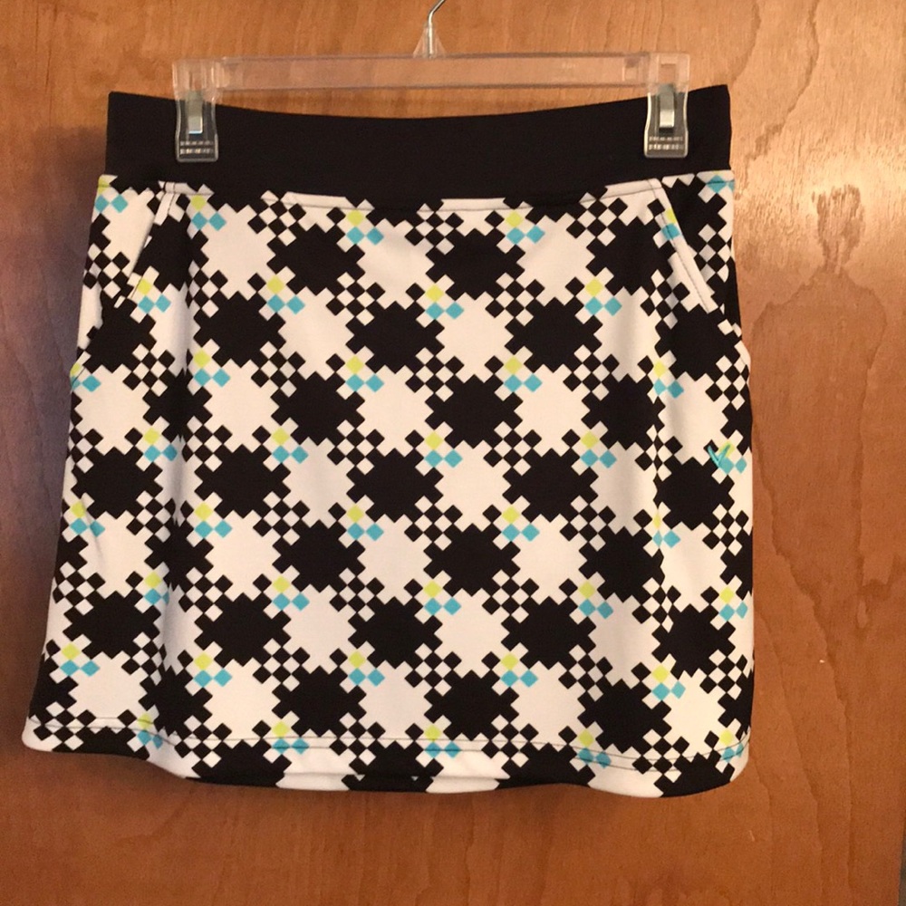 NWOT Callaway golf skirt